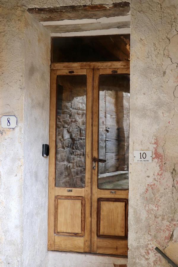 La Casa Del Teatro Lägenhet Campiglia dʼOrcia Exteriör bild