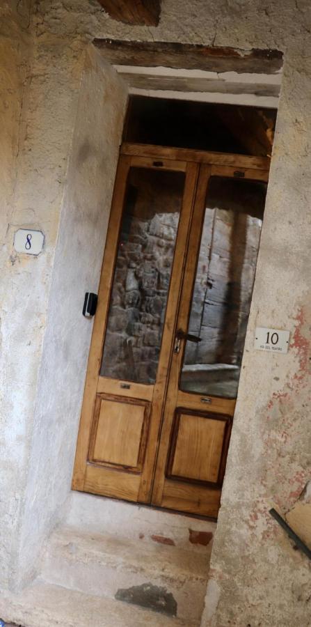 La Casa Del Teatro Lägenhet Campiglia dʼOrcia Exteriör bild