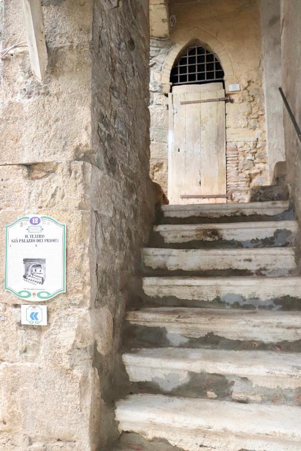 La Casa Del Teatro Lägenhet Campiglia dʼOrcia Exteriör bild