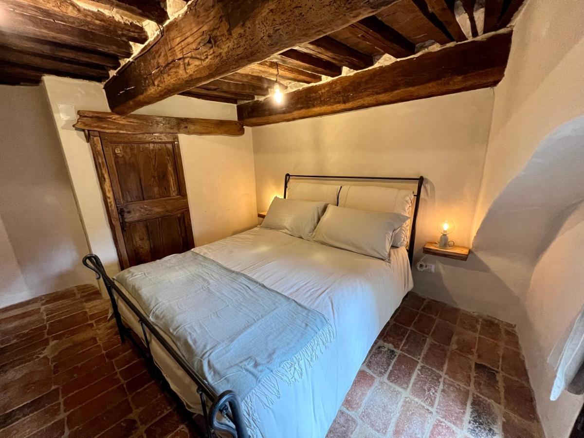 La Casa Del Teatro Lägenhet Campiglia dʼOrcia Exteriör bild