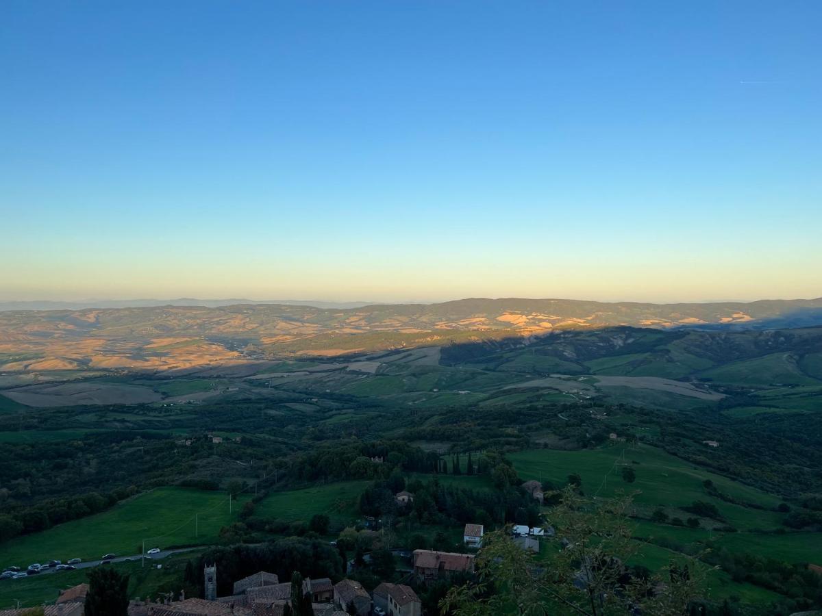 La Casa Del Teatro Lägenhet Campiglia dʼOrcia Exteriör bild